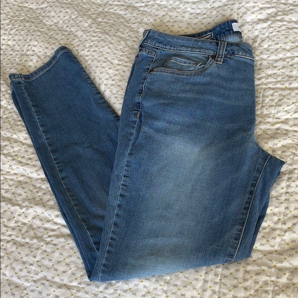 Sonoma skinny jeans, size 14